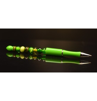 Stylo vert  avec perles de...