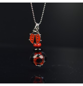 collier Coccinelle noir rouge avec perles de verre 70 cm