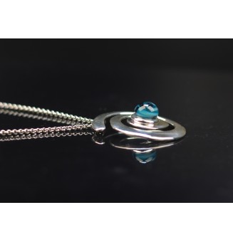 Collier avec perles de verre "bleu pétrole"  45+2 cm