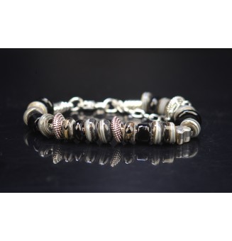 Bracelet en perles de verre...