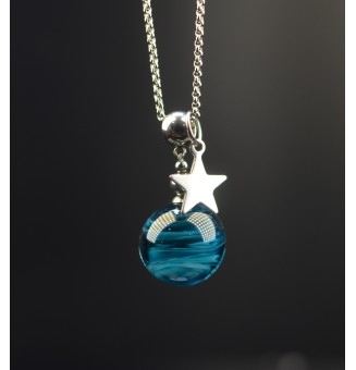 collier étoile 70 cm "bleu pétrole" perles de verre filé au chalumeau