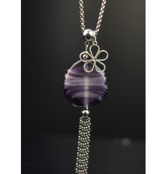 collier "violet" avec perles de verre 70 cm+ 3 cm perle plate