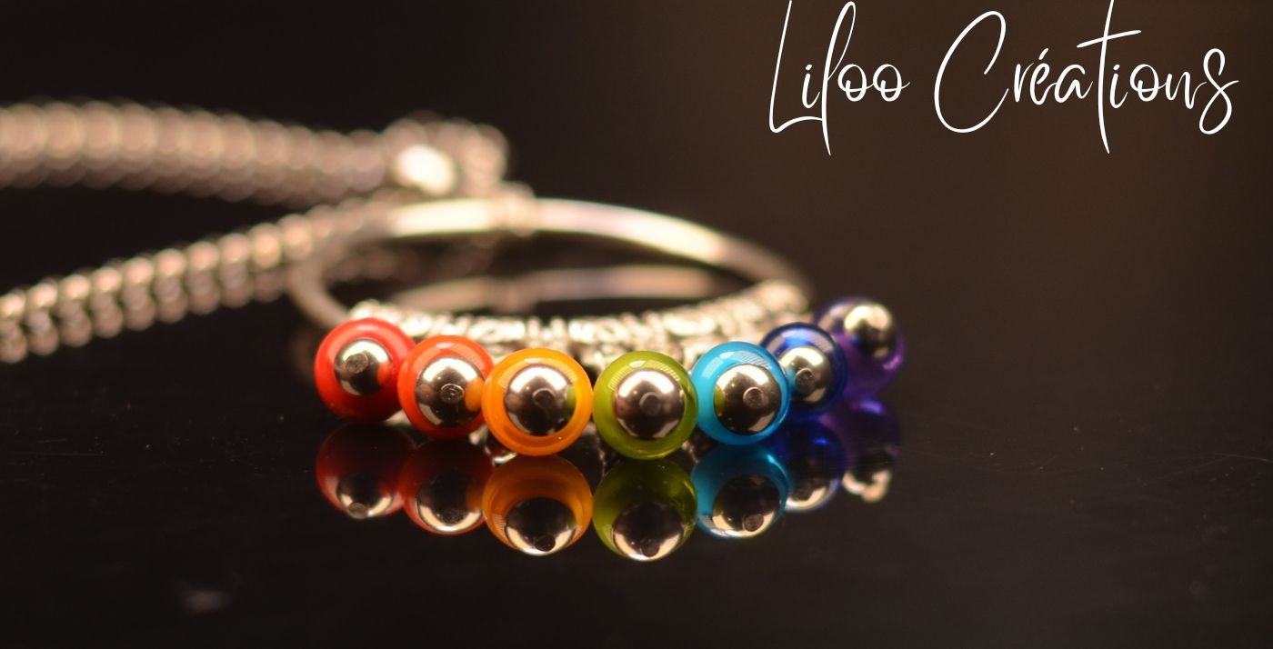 Bracelet en perles de verre - à La Tour d'Auvergne